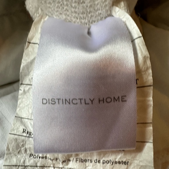 Twin Mattress Platform Top/Protectors - Distinctly Home (The Bay) - Picture 2 of 3